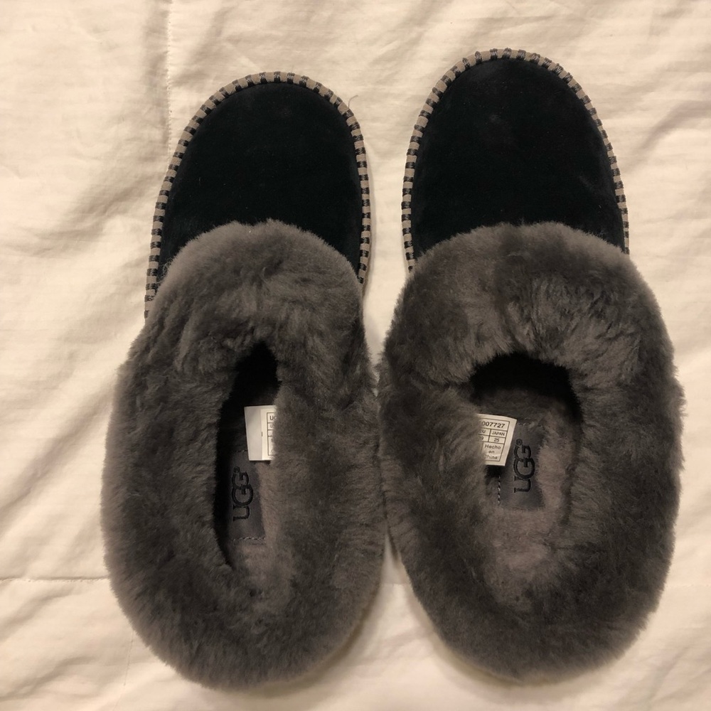 Ugg Wrin Slipper